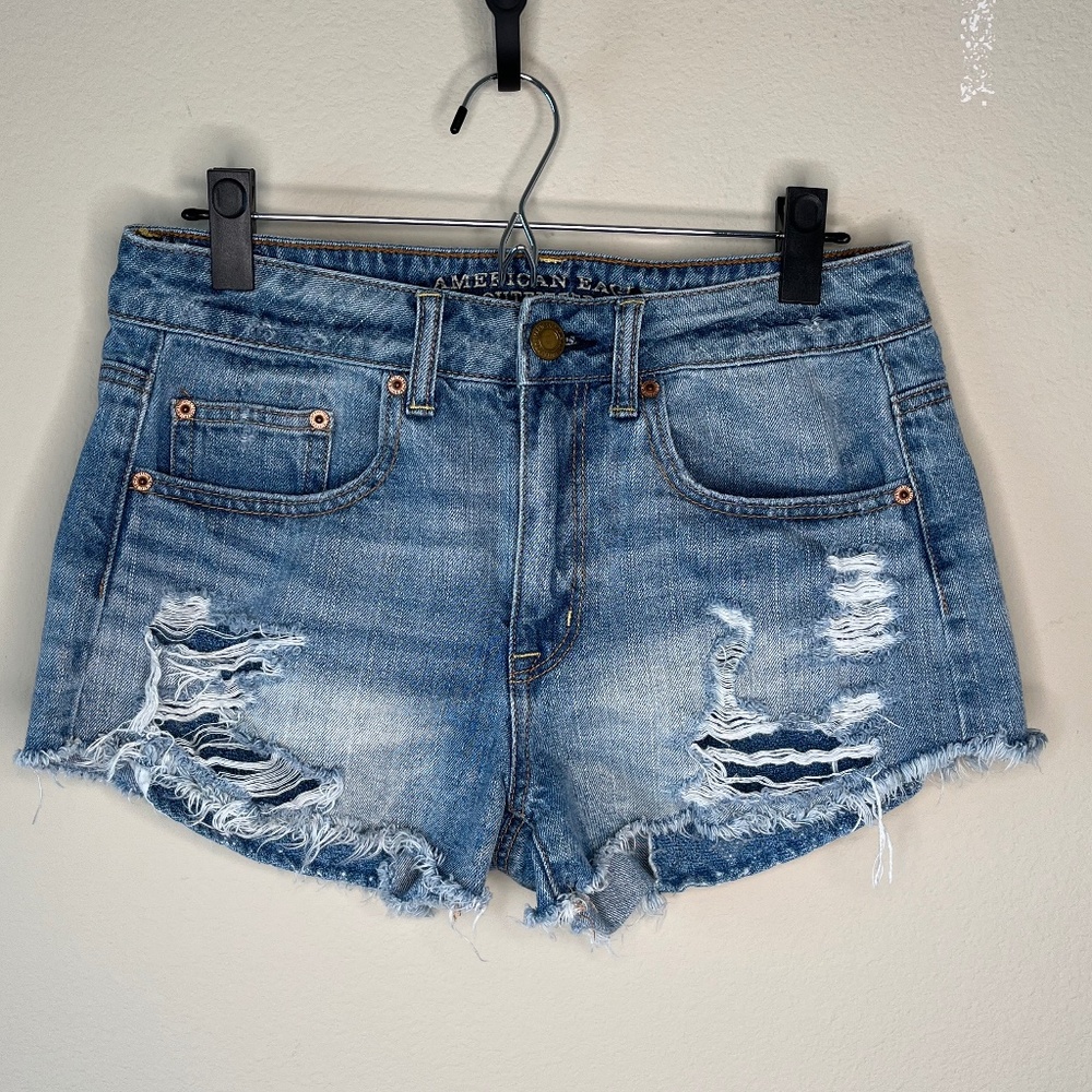 American Eagle Hi-Rise Festival Shorts Size 6